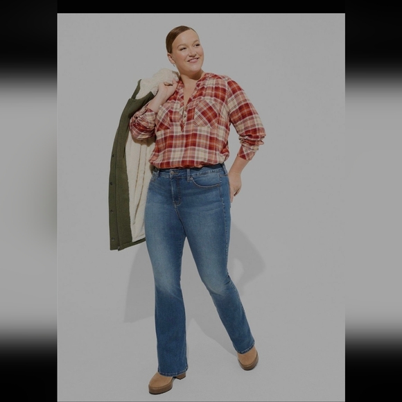 Torrid Red and White Flannel EUC Blouse Sz 2 (18/20) - Picture 1 of 1